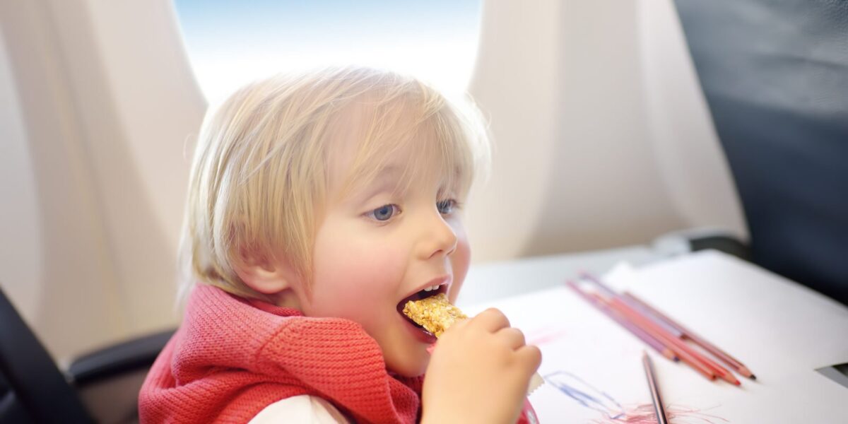 Pack These 7 Healthy Travel Snacks on Your Next Flight