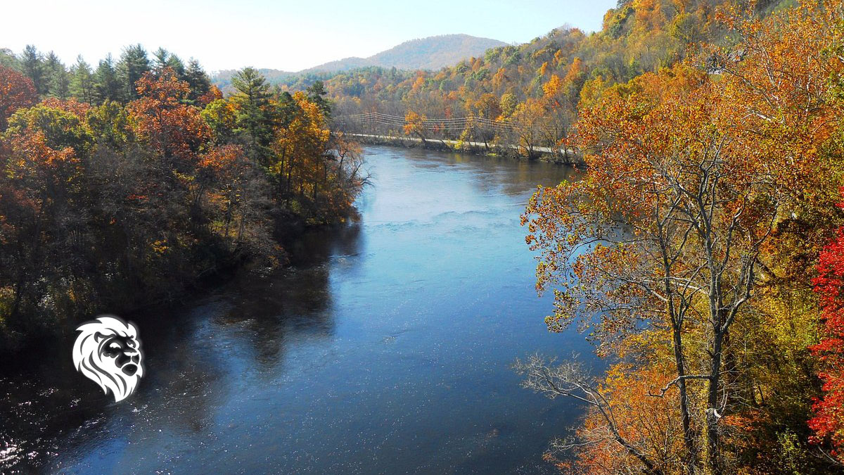 4 Best Travel Destinations in the Fall